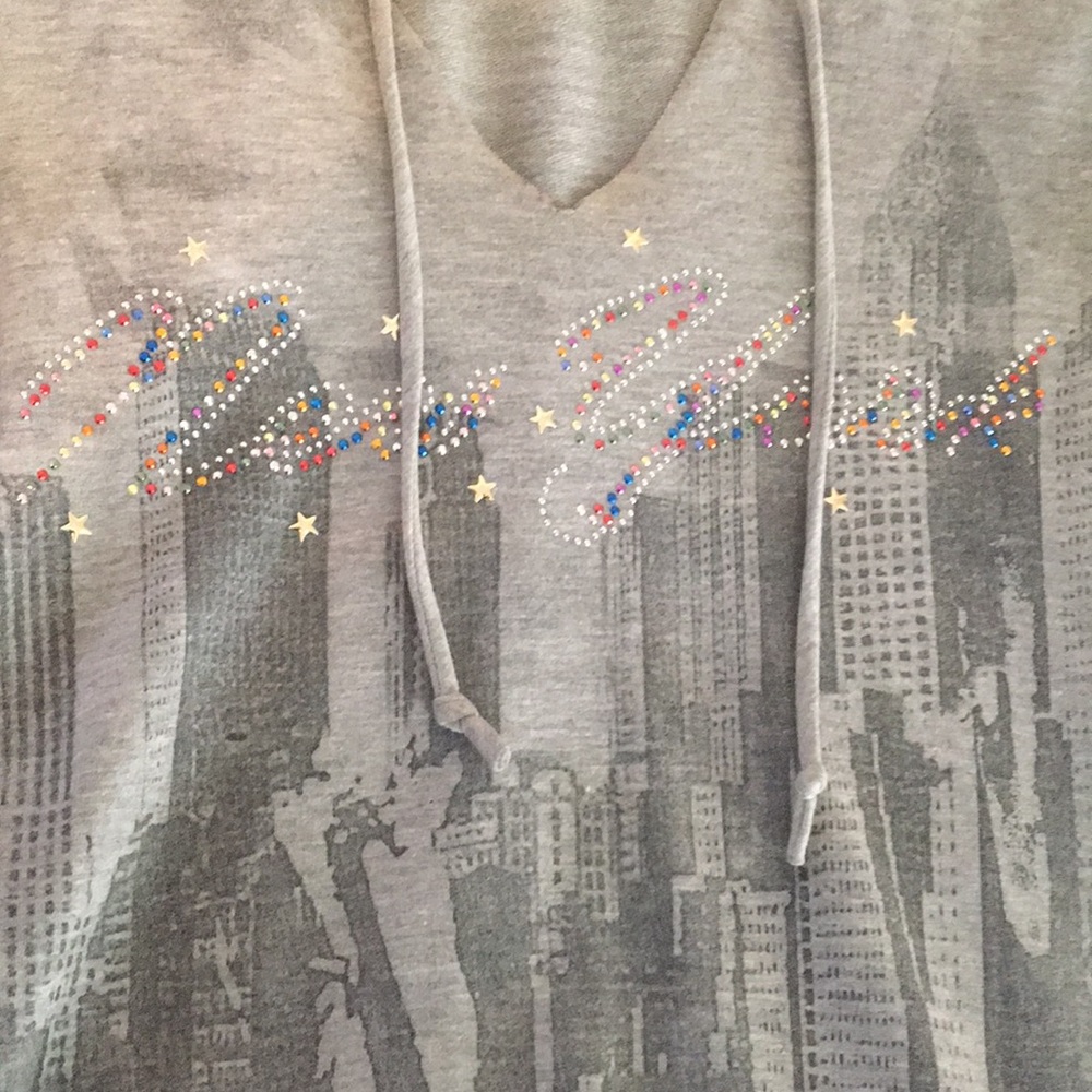 Shirt - Picture 2 of 3